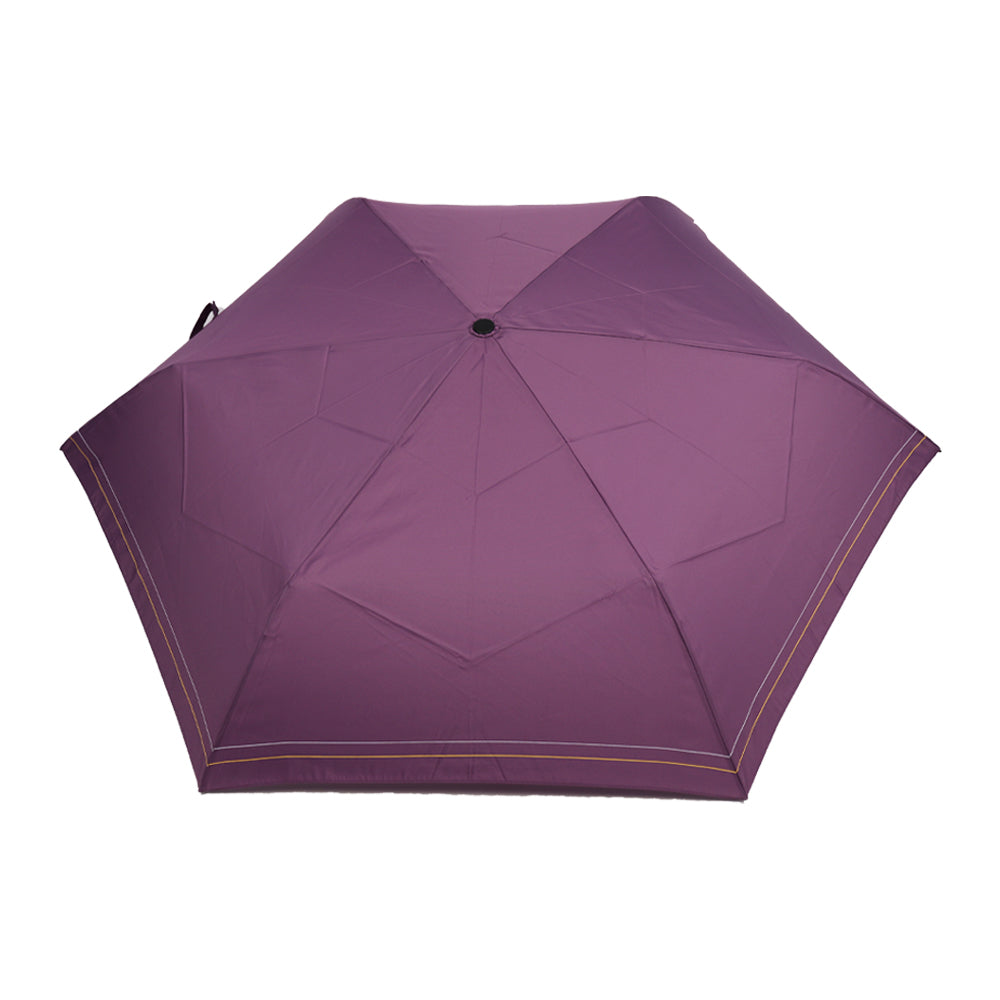 The magic of shape memory that folds beautifully in an instant. Super lightweight at only 194g and equipped with a safe pop-out prevention function. Prelu is the ultimate portable umbrella, a folding umbrella for both sun and rain.