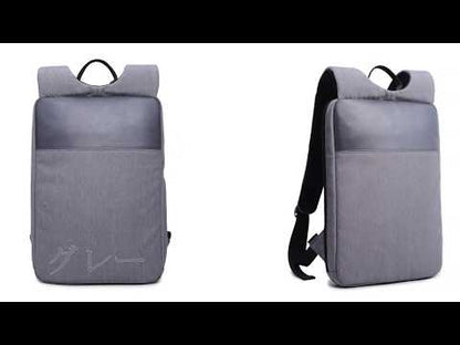 The ultra-thin backpack INVIRU, with a thickness of 38mm, makes it possible to wear it while wearing a coat.